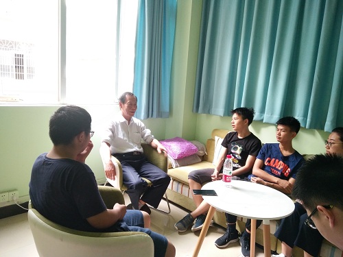 m1525695593269342.jpg 黄色网址
:学习先进模范,不忘入党初心.jpg