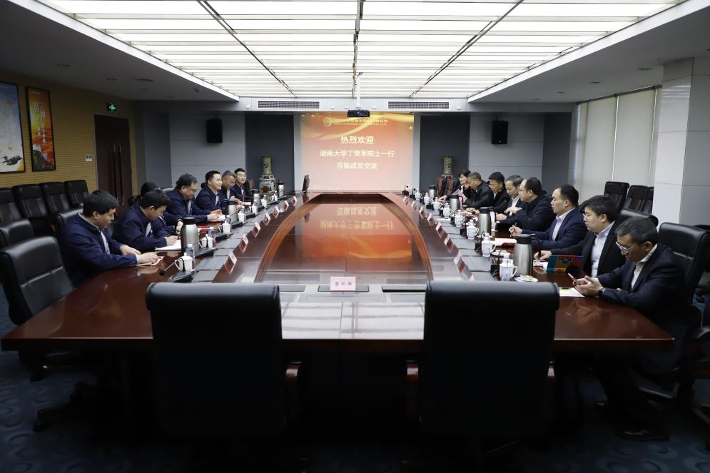 781ccae675ec968a1b2c86cb727886b