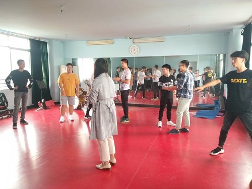 m1538153516947348.jpg 2.jpg